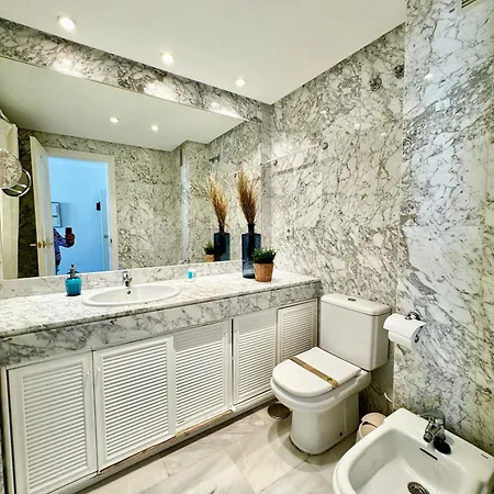 Seaside Oasis With Mountain Views - Eaw Homes Apartmán *