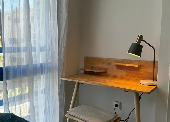 Seaside Oasis With Mountain Views - Eaw Homes 아파트 *