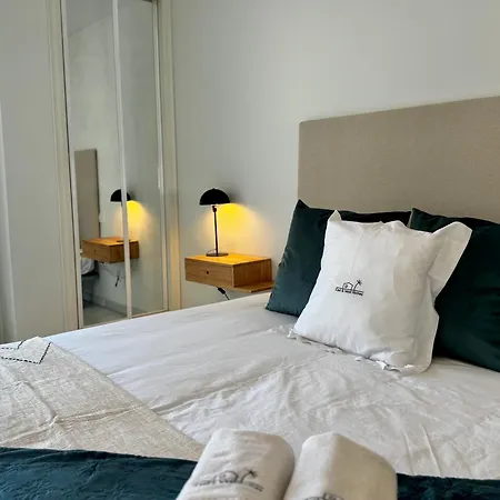 Seaside Oasis With Mountain Views - Eaw Homes