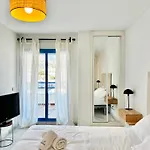 Seaside Oasis With Mountain Views - Eaw Homes Apartamento *