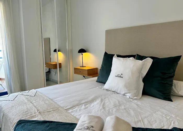 Seaside Oasis With Mountain Views - Eaw Homes