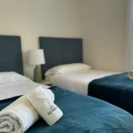 Apartamento Seaside Oasis With Mountain Views - Eaw Homes