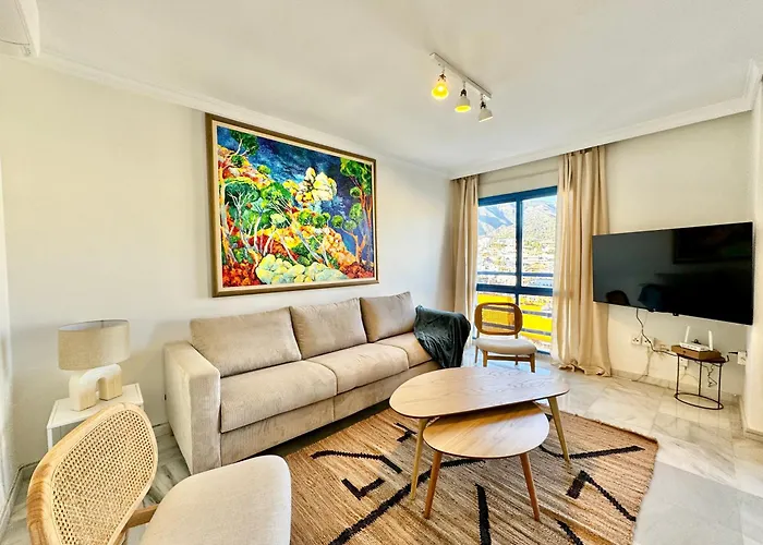 Seaside Oasis With Mountain Views - Eaw Homes Apartmán *